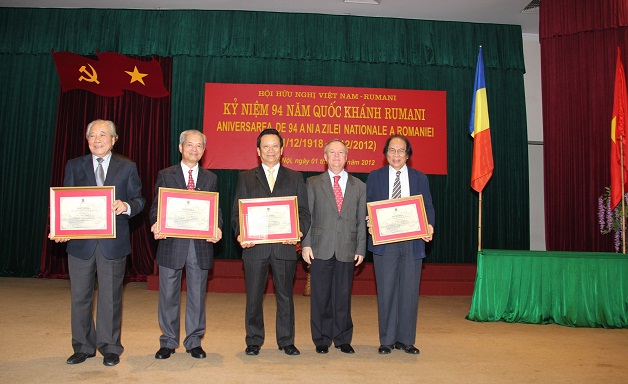 Tieu de